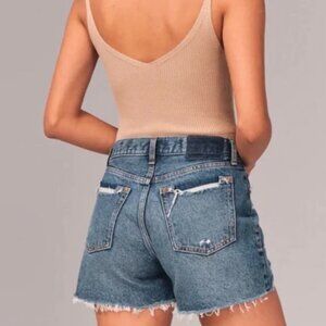 NWT Abercrombie & Fitch Boyfriend Short